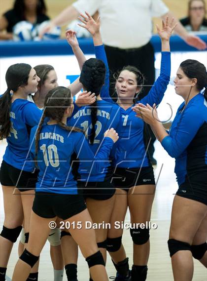 Thumbnail 2 in Mesquite vs. Highland photogallery.