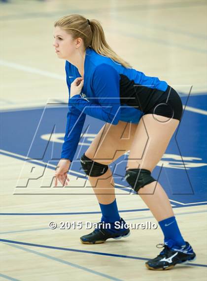 Thumbnail 2 in Mesquite vs. Highland photogallery.