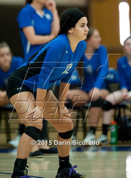 Thumbnail 3 in Mesquite vs. Highland photogallery.