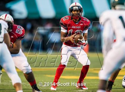 Thumbnail 1 in Oak Park vs. Cass Tech photogallery.