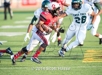 Thumbnail 2 in Oak Park vs. Cass Tech photogallery.