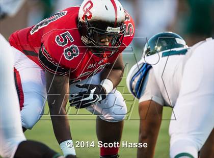 Thumbnail 2 in Oak Park vs. Cass Tech photogallery.
