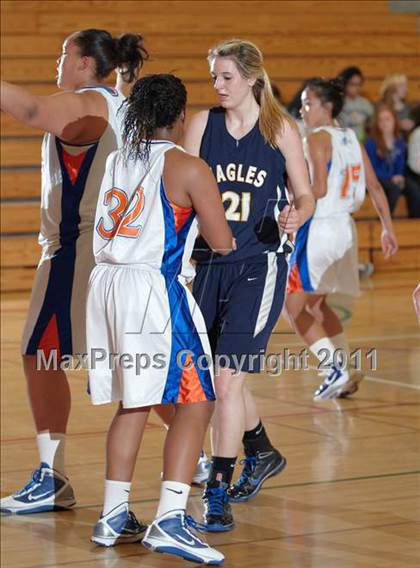Thumbnail 1 in Rincon Valley Christian vs. St. Joseph Notre Dame (CIF NCS D5 Final) photogallery.
