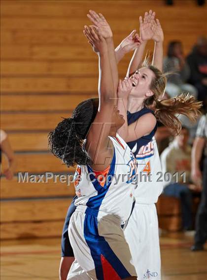 Thumbnail 2 in Rincon Valley Christian vs. St. Joseph Notre Dame (CIF NCS D5 Final) photogallery.