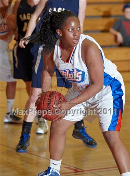 Thumbnail 2 in Rincon Valley Christian vs. St. Joseph Notre Dame (CIF NCS D5 Final) photogallery.