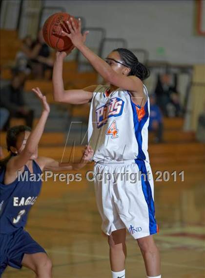Thumbnail 3 in Rincon Valley Christian vs. St. Joseph Notre Dame (CIF NCS D5 Final) photogallery.