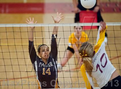 Thumbnail 3 in Parker Vs Torrey Pines (CIF SDS Open Division Final) photogallery.