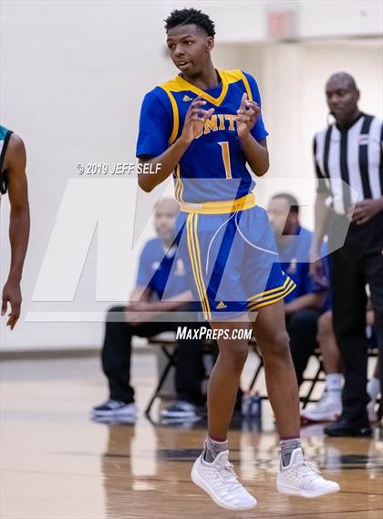 Thumbnail 1 in Oscar Smith @ Hickory photogallery.