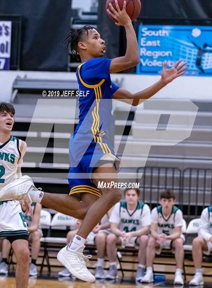Thumbnail 3 in Oscar Smith @ Hickory photogallery.
