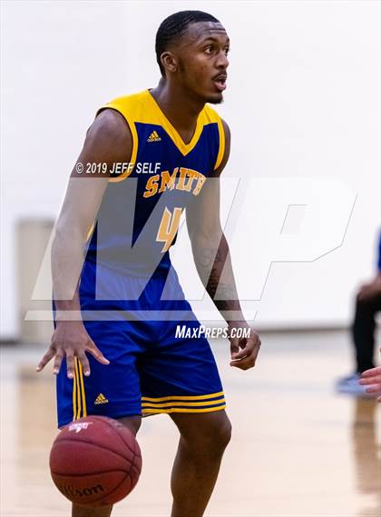 Thumbnail 3 in Oscar Smith @ Hickory photogallery.