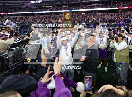Thumbnail 1 in Chapel Hill vs. Anna (UIL 4A D1 Football Final Medal Ceremony) photogallery.