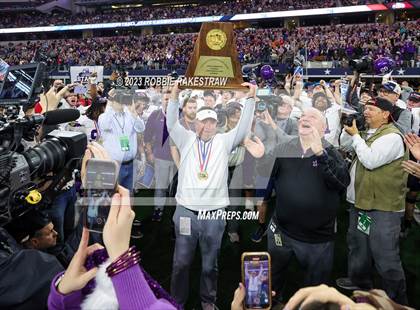 Thumbnail 2 in Chapel Hill vs. Anna (UIL 4A D1 Football Final Medal Ceremony) photogallery.