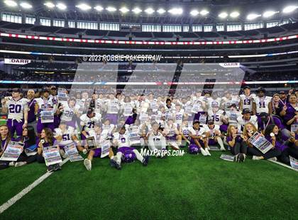 Thumbnail 2 in Chapel Hill vs. Anna (UIL 4A D1 Football Final Medal Ceremony) photogallery.