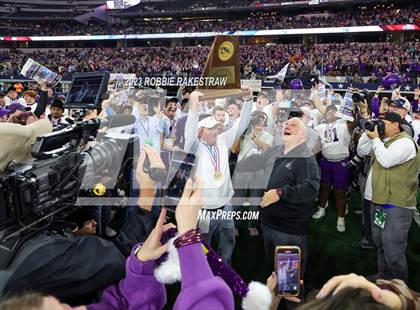 Thumbnail 3 in Chapel Hill vs. Anna (UIL 4A D1 Football Final Medal Ceremony) photogallery.