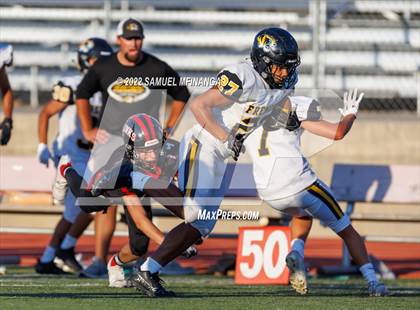 Thumbnail 3 in Fremont vs Lincoln High photogallery.