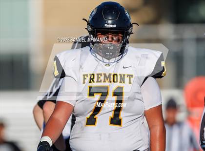 Thumbnail 3 in Fremont vs Lincoln High photogallery.
