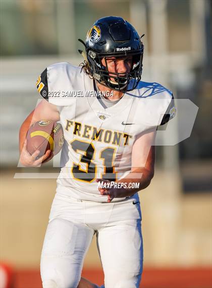 Thumbnail 1 in Fremont vs Lincoln High photogallery.