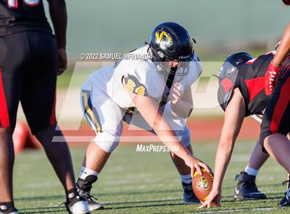 Thumbnail 3 in Fremont vs Lincoln High photogallery.