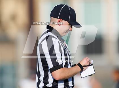 Thumbnail 3 in Fremont vs Lincoln High photogallery.