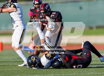 Thumbnail 3 in Fremont vs Lincoln High photogallery.