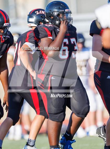 Thumbnail 1 in Fremont vs Lincoln High photogallery.