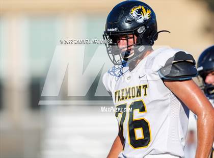 Thumbnail 2 in Fremont vs Lincoln High photogallery.