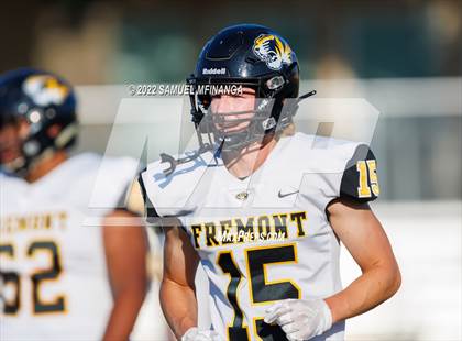 Thumbnail 2 in Fremont vs Lincoln High photogallery.
