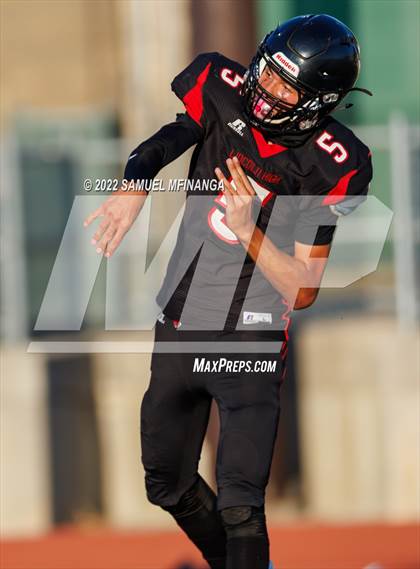 Thumbnail 3 in Fremont vs Lincoln High photogallery.