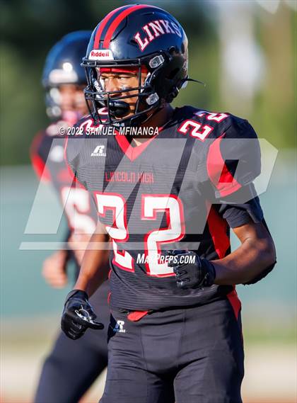Thumbnail 2 in Fremont vs Lincoln High photogallery.