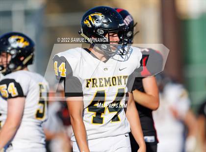 Thumbnail 1 in Fremont vs Lincoln High photogallery.