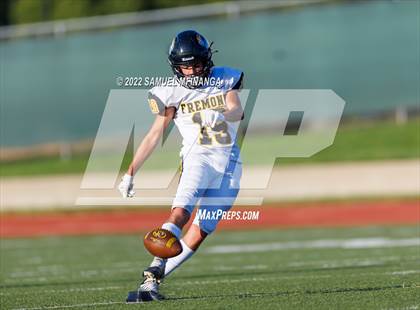 Thumbnail 1 in Fremont vs Lincoln High photogallery.