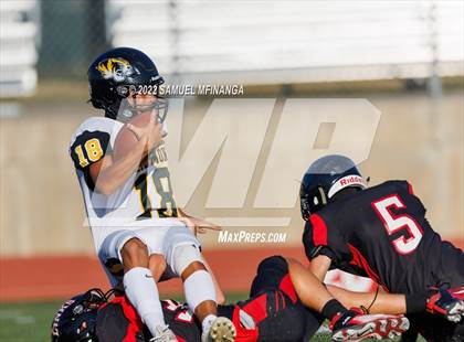 Thumbnail 3 in Fremont vs Lincoln High photogallery.