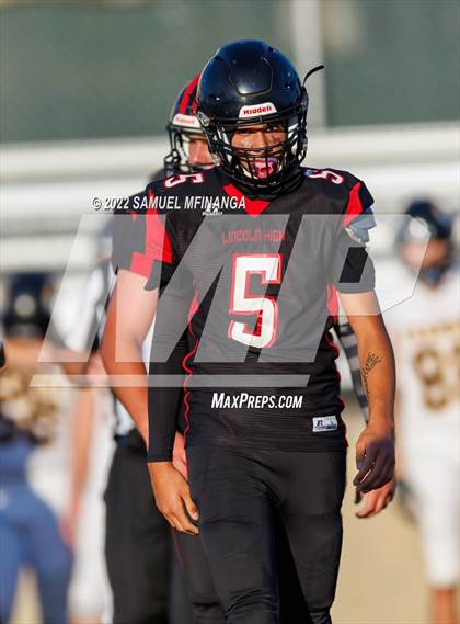 Thumbnail 1 in Fremont vs Lincoln High photogallery.