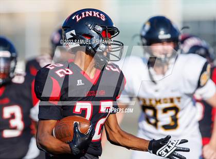 Thumbnail 3 in Fremont vs Lincoln High photogallery.