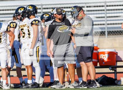 Thumbnail 3 in Fremont vs Lincoln High photogallery.