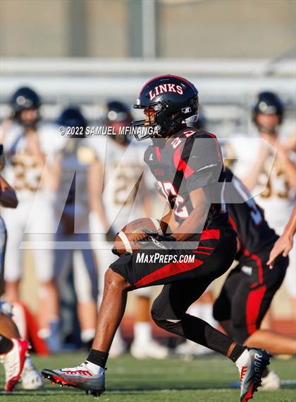 Thumbnail 2 in Fremont vs Lincoln High photogallery.