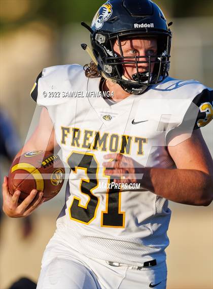 Thumbnail 1 in Fremont vs Lincoln High photogallery.