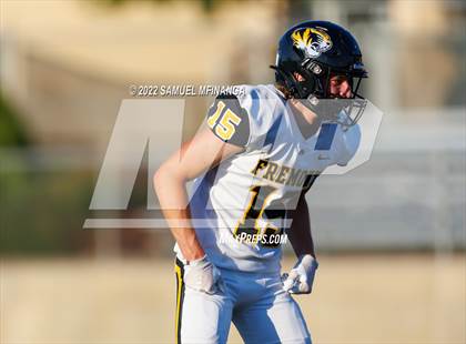 Thumbnail 3 in Fremont vs Lincoln High photogallery.