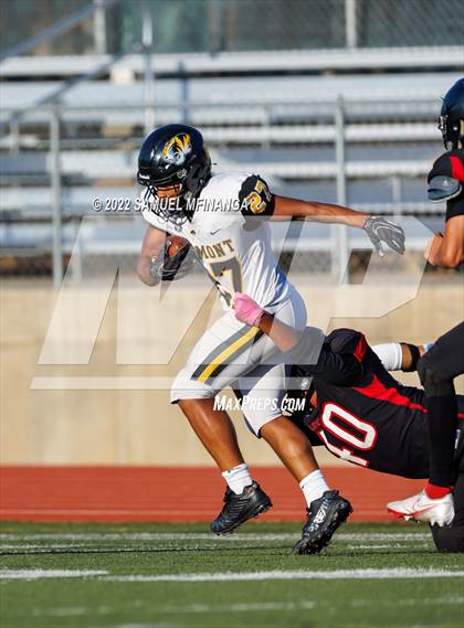 Thumbnail 1 in Fremont vs Lincoln High photogallery.