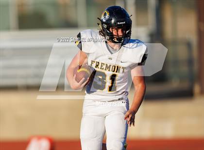Thumbnail 3 in Fremont vs Lincoln High photogallery.