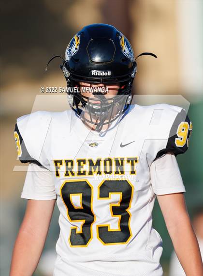 Thumbnail 1 in Fremont vs Lincoln High photogallery.