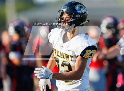 Thumbnail 2 in Fremont vs Lincoln High photogallery.