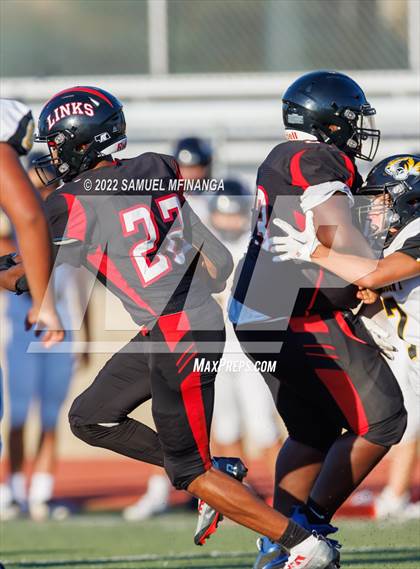 Thumbnail 3 in Fremont vs Lincoln High photogallery.