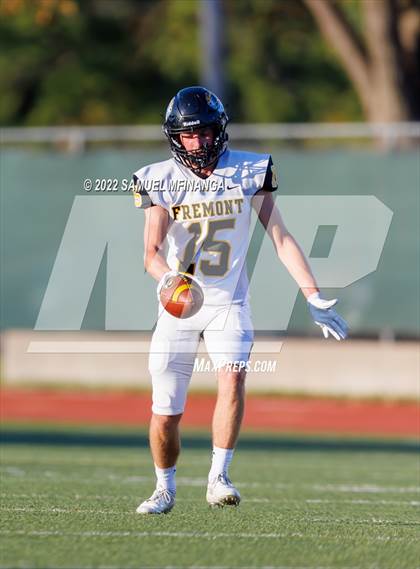 Thumbnail 1 in Fremont vs Lincoln High photogallery.