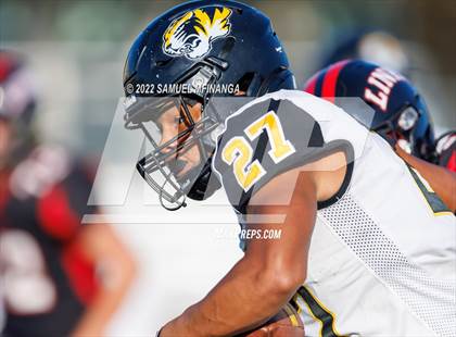 Thumbnail 1 in Fremont vs Lincoln High photogallery.