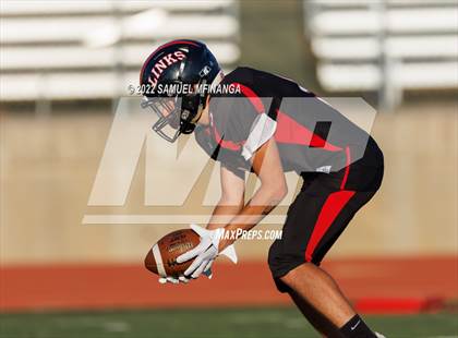 Thumbnail 2 in Fremont vs Lincoln High photogallery.
