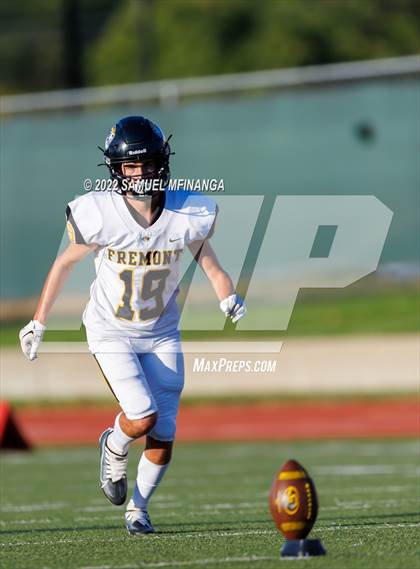 Thumbnail 1 in Fremont vs Lincoln High photogallery.