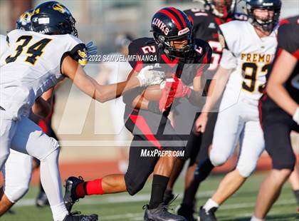 Thumbnail 3 in Fremont vs Lincoln High photogallery.