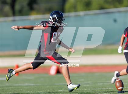 Thumbnail 3 in Fremont vs Lincoln High photogallery.