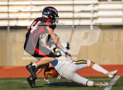 Thumbnail 2 in Fremont vs Lincoln High photogallery.
